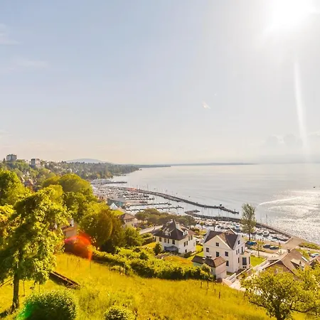 Concise, Maison De Charme Avec Vue Panoramique Sur Le Leman